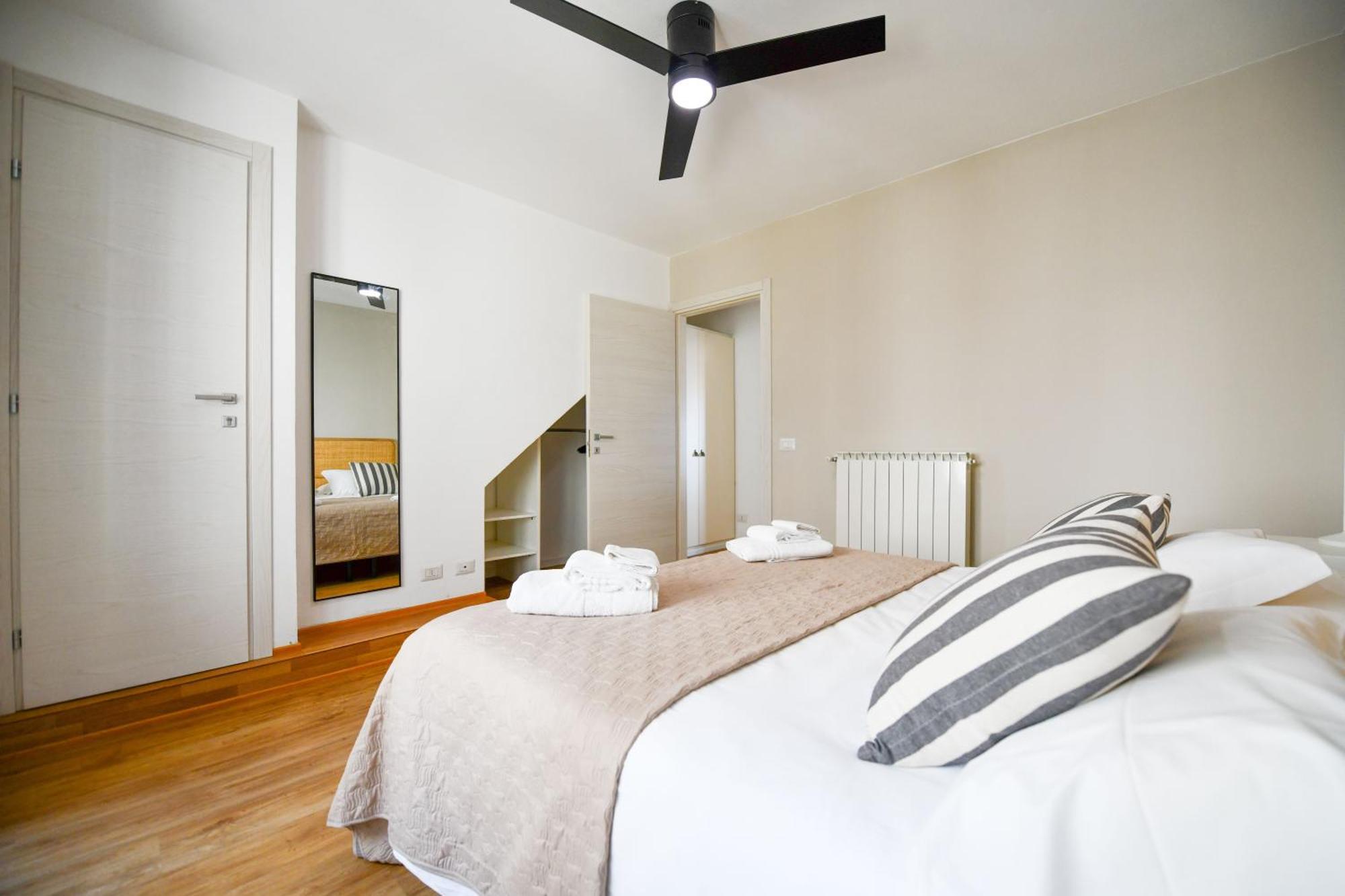 Regina E Oriente Apartment บาเวโน ภายนอก รูปภาพ