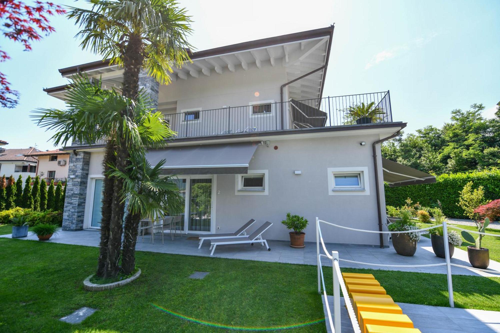 Regina E Oriente Apartment บาเวโน ภายนอก รูปภาพ